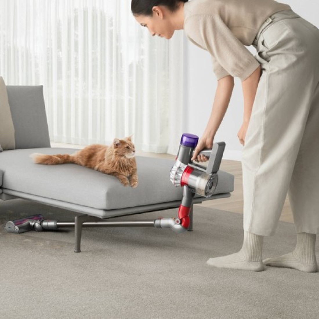 Dyson V8 Absolute (Gümüş/Nikel)