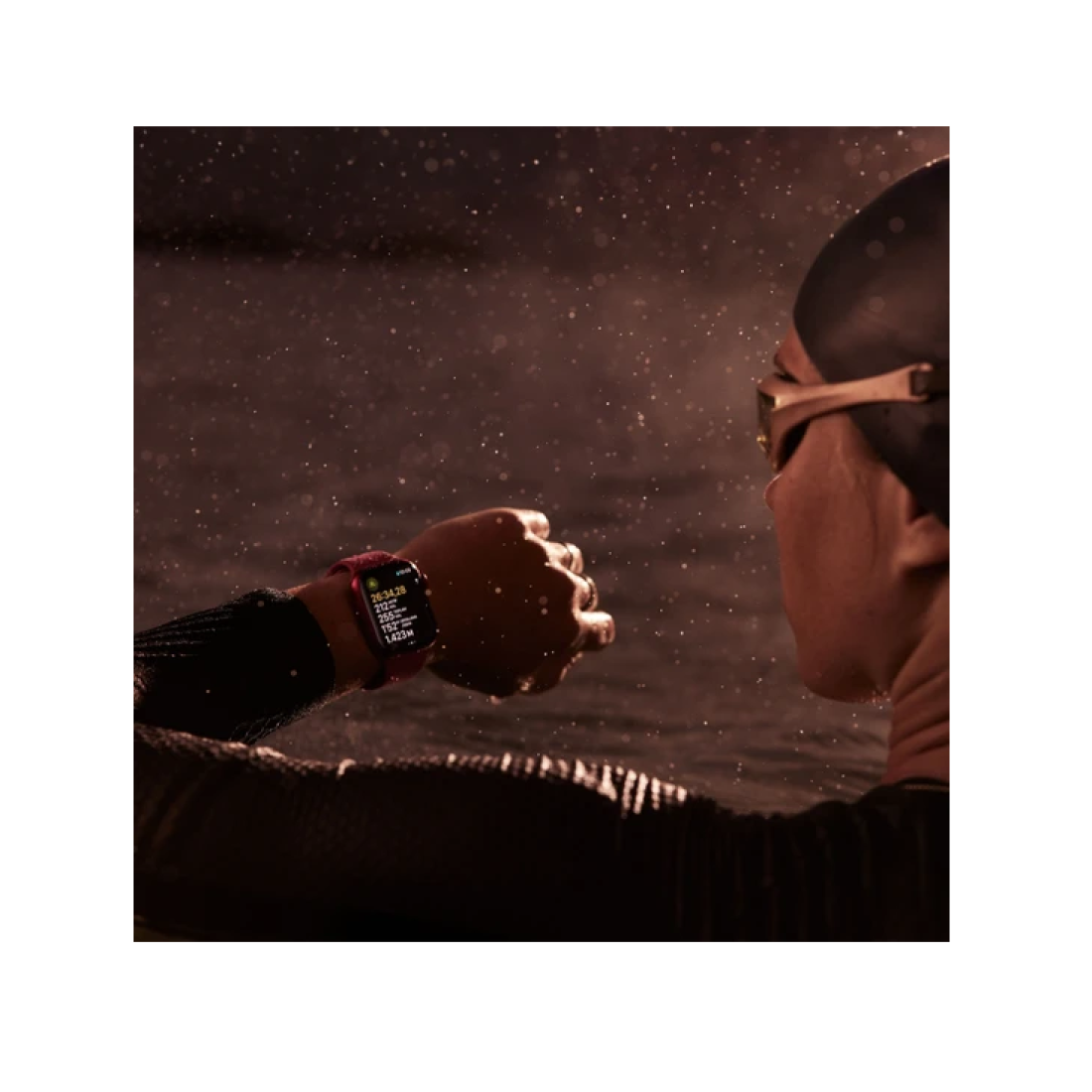 Apple Watch Seri 9 Gps 45Mm Gece Yarısı Alüminyum Kasa Spor Kordon - M/L Mr9A3Tu/A