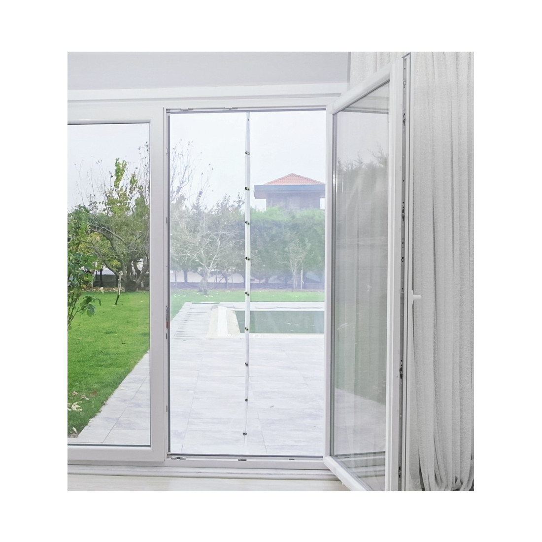 Fly Stop Mıknatıslı Kapı Sinekliği 105X210 Cm Cırt Bantlıdır