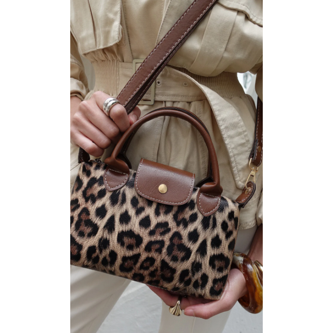 Housebags Leopar Desenli PU Deri Kadın Çapraz Askılı Çanta