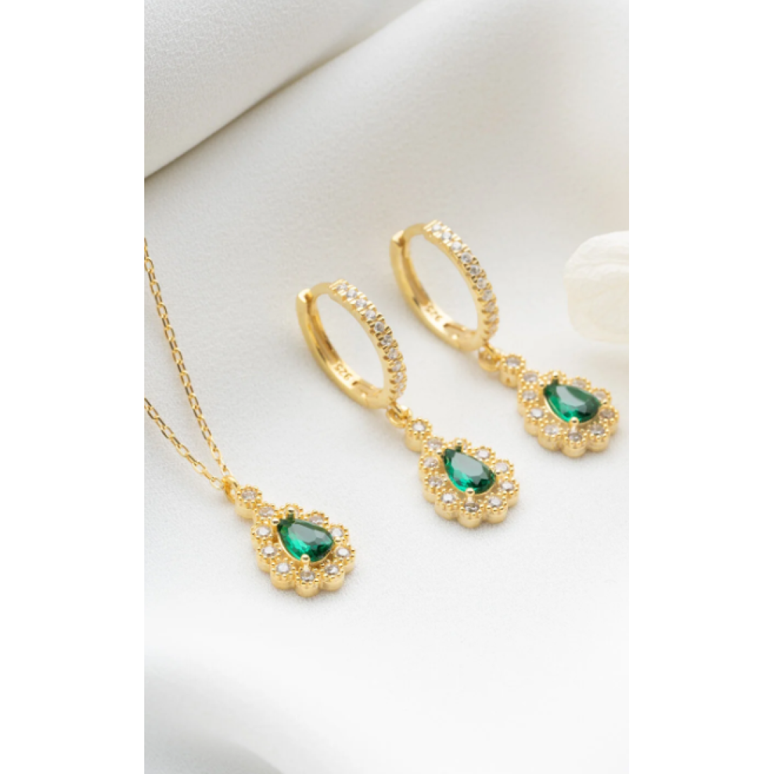 Silvano Jewelry 925 Ayar Gümüş Zümrüt Yeşili Damla Kolye Küpe Seti