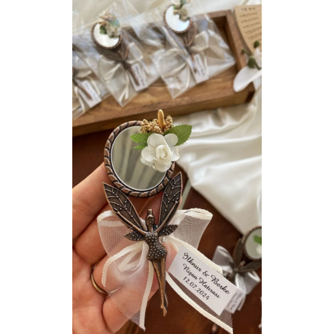 Gami Handmade Melek Ayna Beyaz Çiçekli Magnet Söz, Nişan, Düğün, Nikah, Mevlüt Hediyelik - 20 Adet
